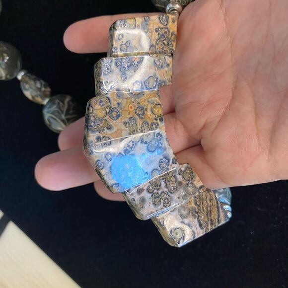 1950s Natural Tortilla Jasper Stone Collar Necklace - Picture 8 of 8